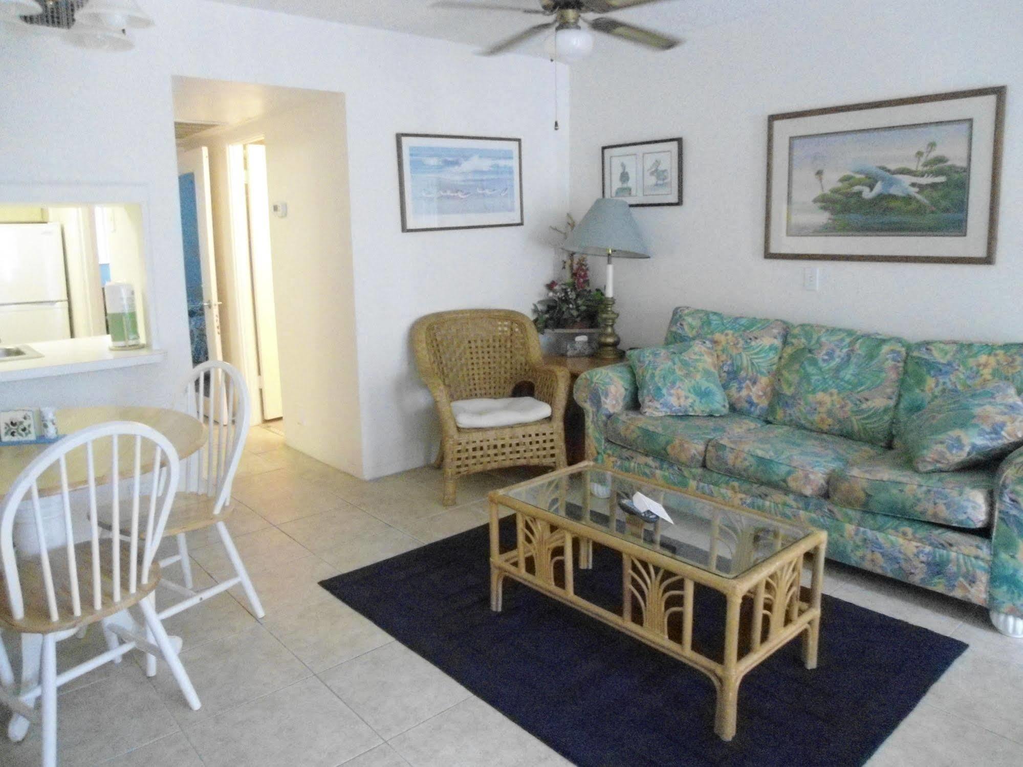 Malyn Resort St. Pete Beach Exterior photo